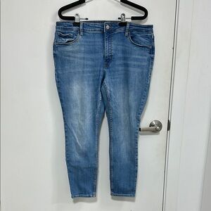 Old Navy Blue Skinny Jeans Medium Wash